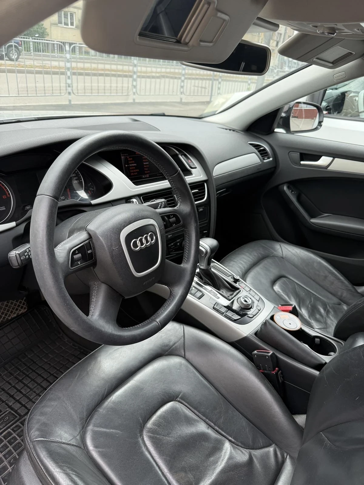 Audi A4 2.0 TDI S-line, снимка 8 - Автомобили и джипове - 55151602