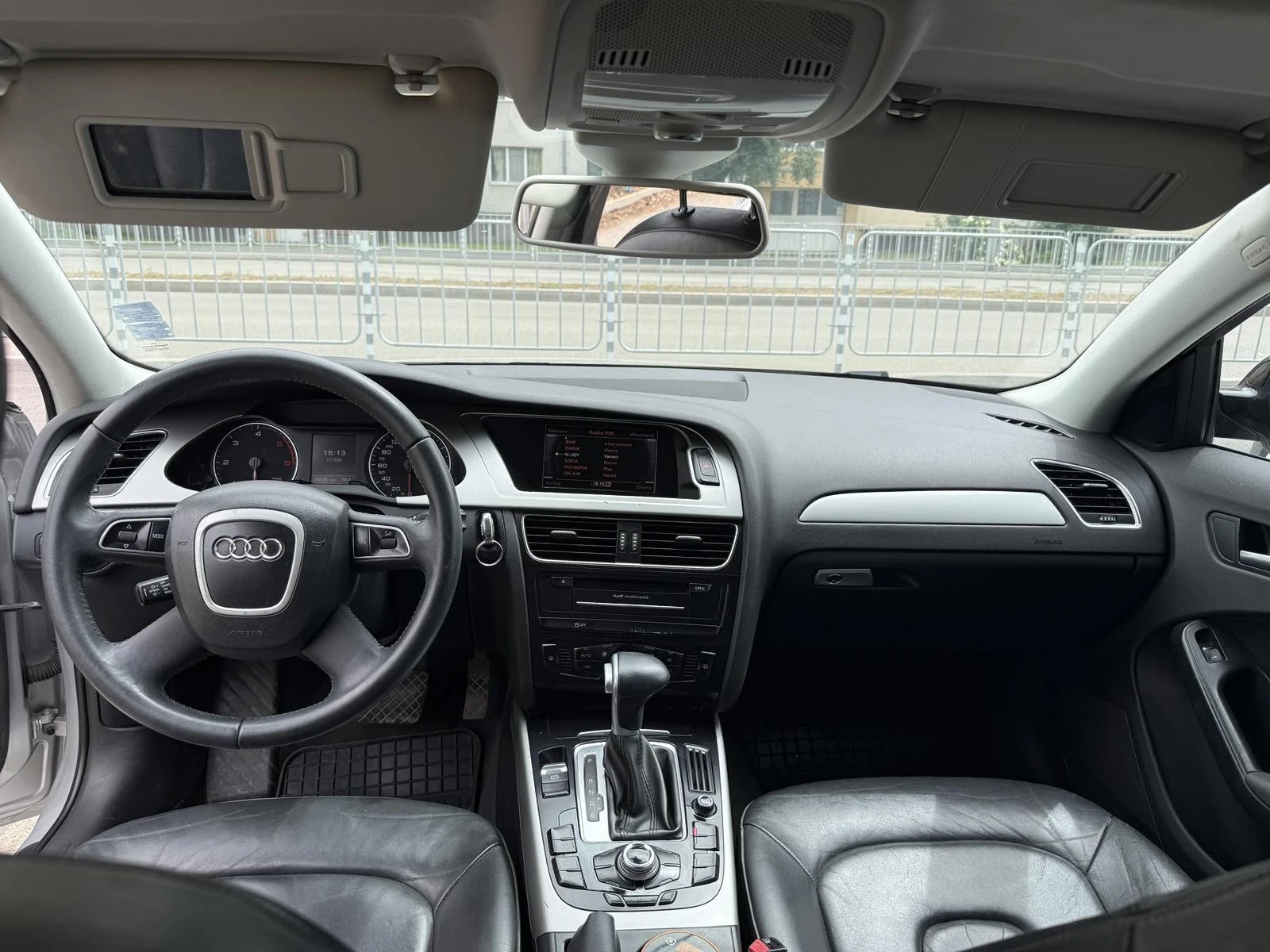 Audi A4 2.0 TDI S-line, снимка 9 - Автомобили и джипове - 55151602