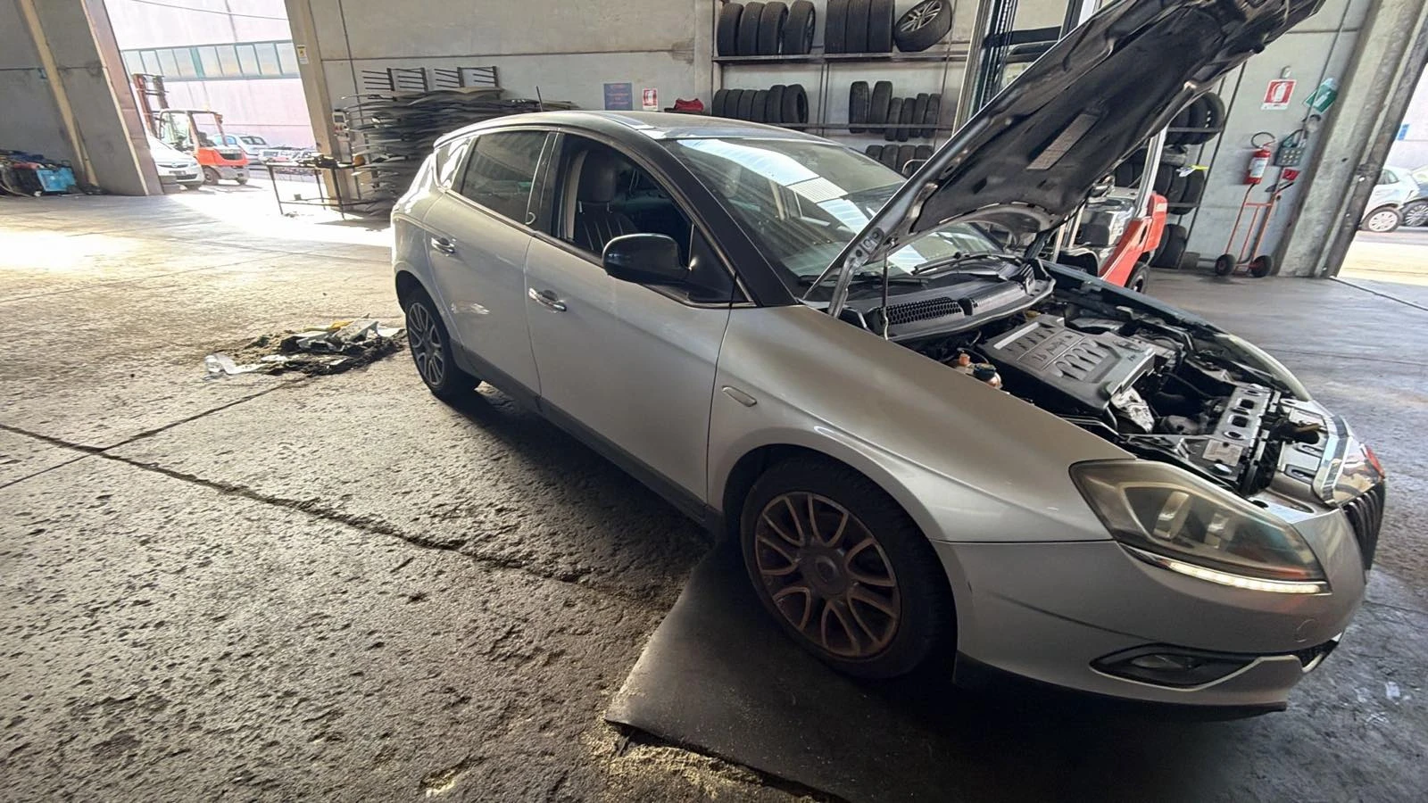 Lancia Delta 1.6D, снимка 2 - Автомобили и джипове - 55631198