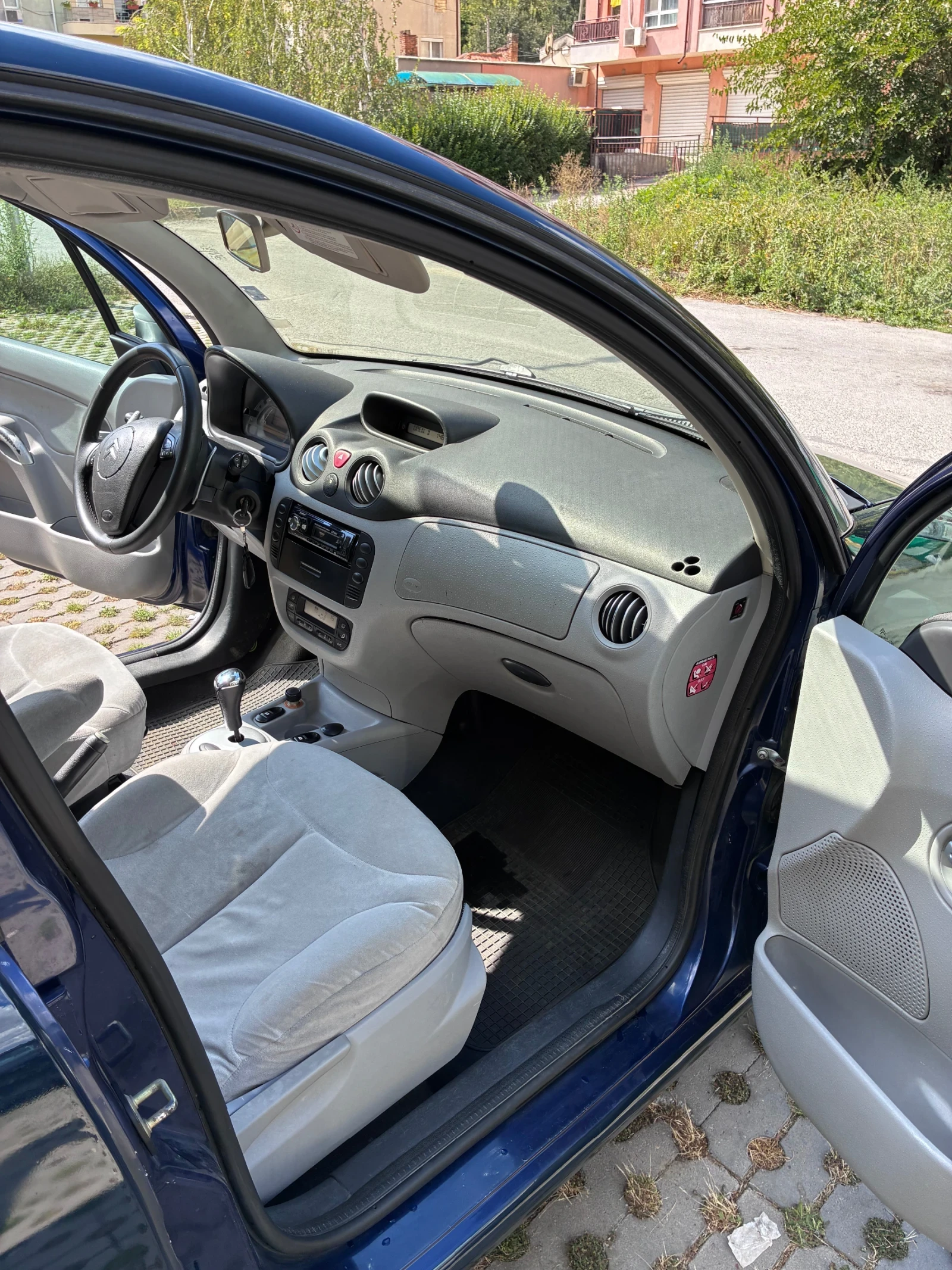 Citroen C3 1.4hdi Exclusive АВТОМАТИК, снимка 9 - Автомобили и джипове - 56099687