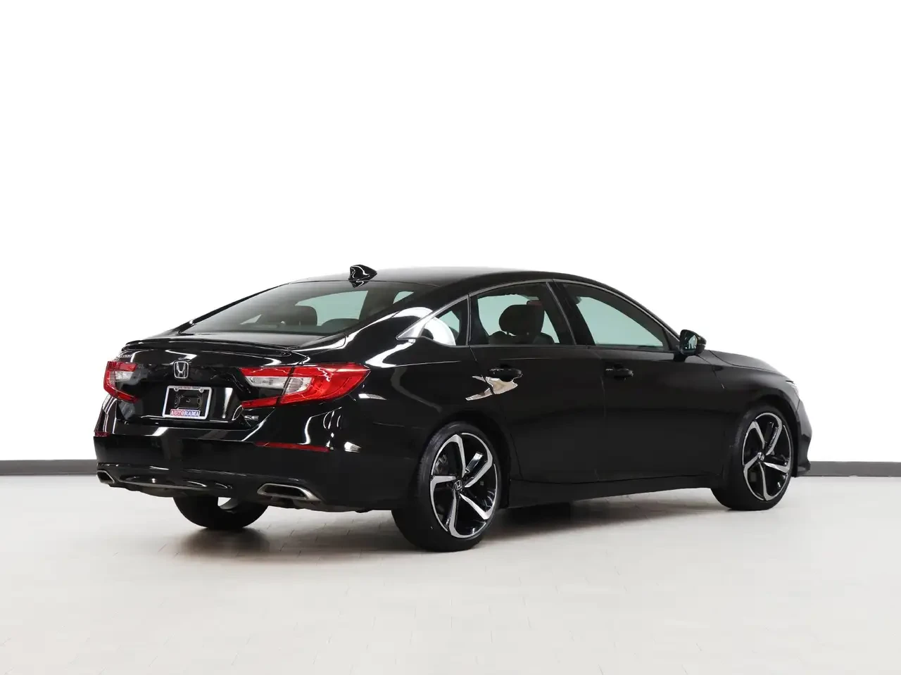 Honda Accord SPORT | Sunroof | Leather | BSM | CarPlay Front | Mobile.bg � ����������� 9