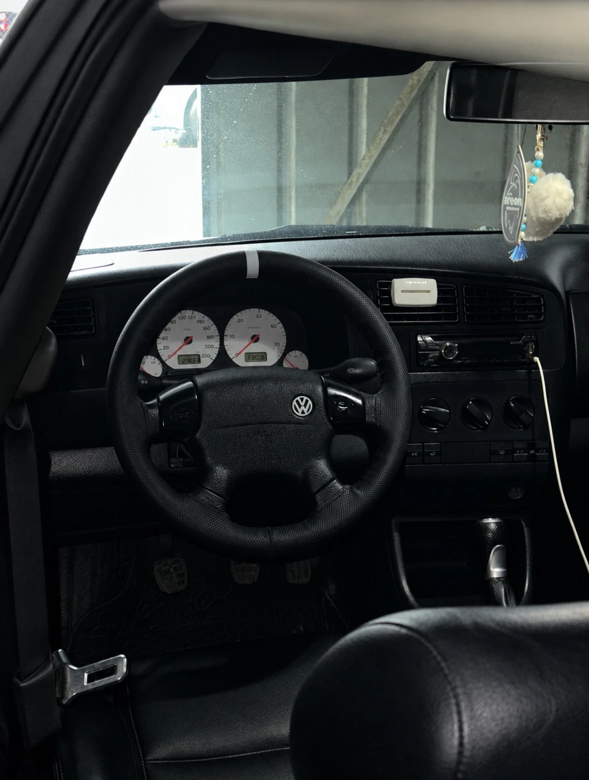 VW Golf 1.9TDI, снимка 8 - Автомобили и джипове - 56220425
