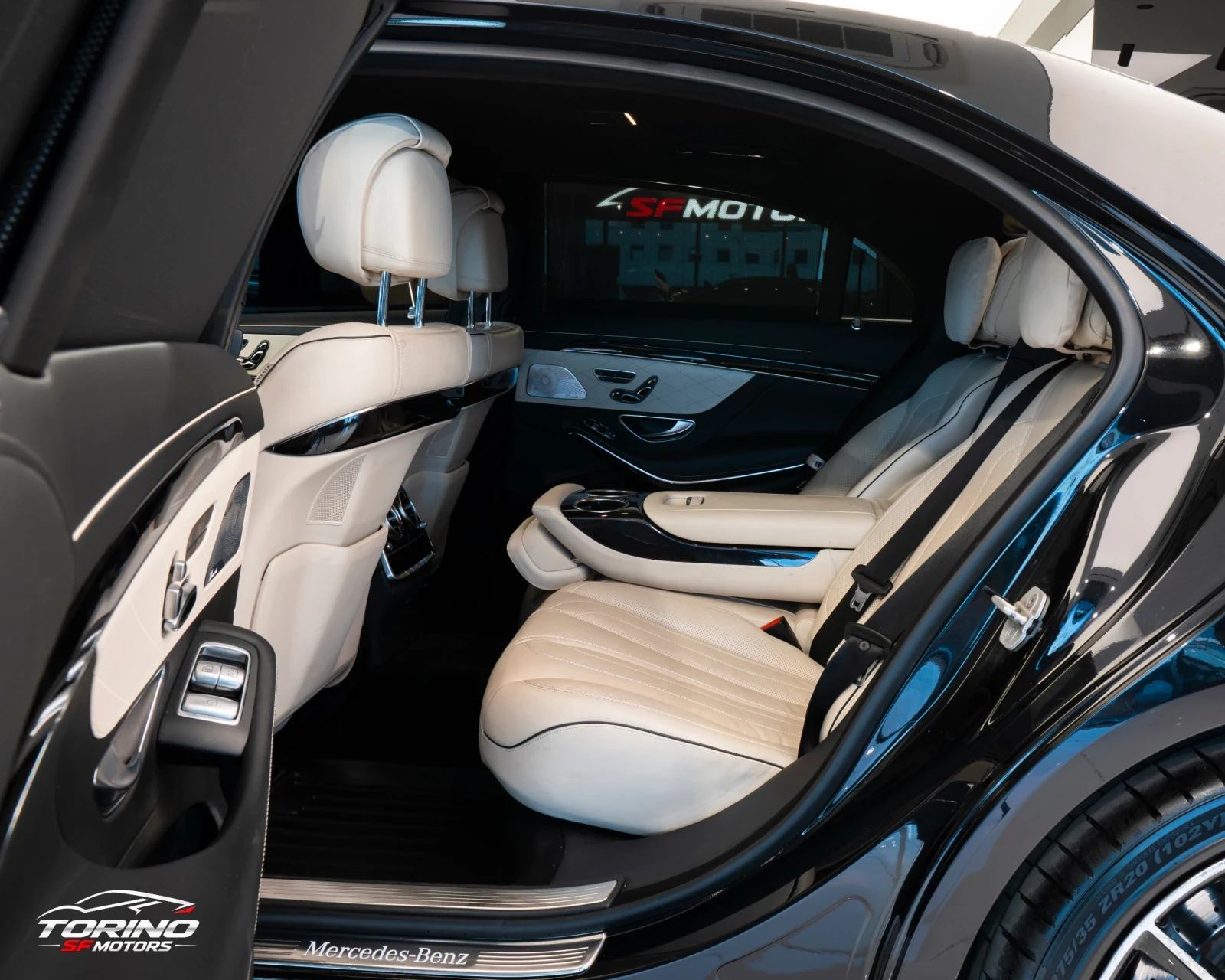 Mercedes-Benz S 560 AMG* PRESIDENT LONG* 4MATIC* BURMESTER* SOFTCLOSE*, снимка 11 - Автомобили и джипове - 56339629