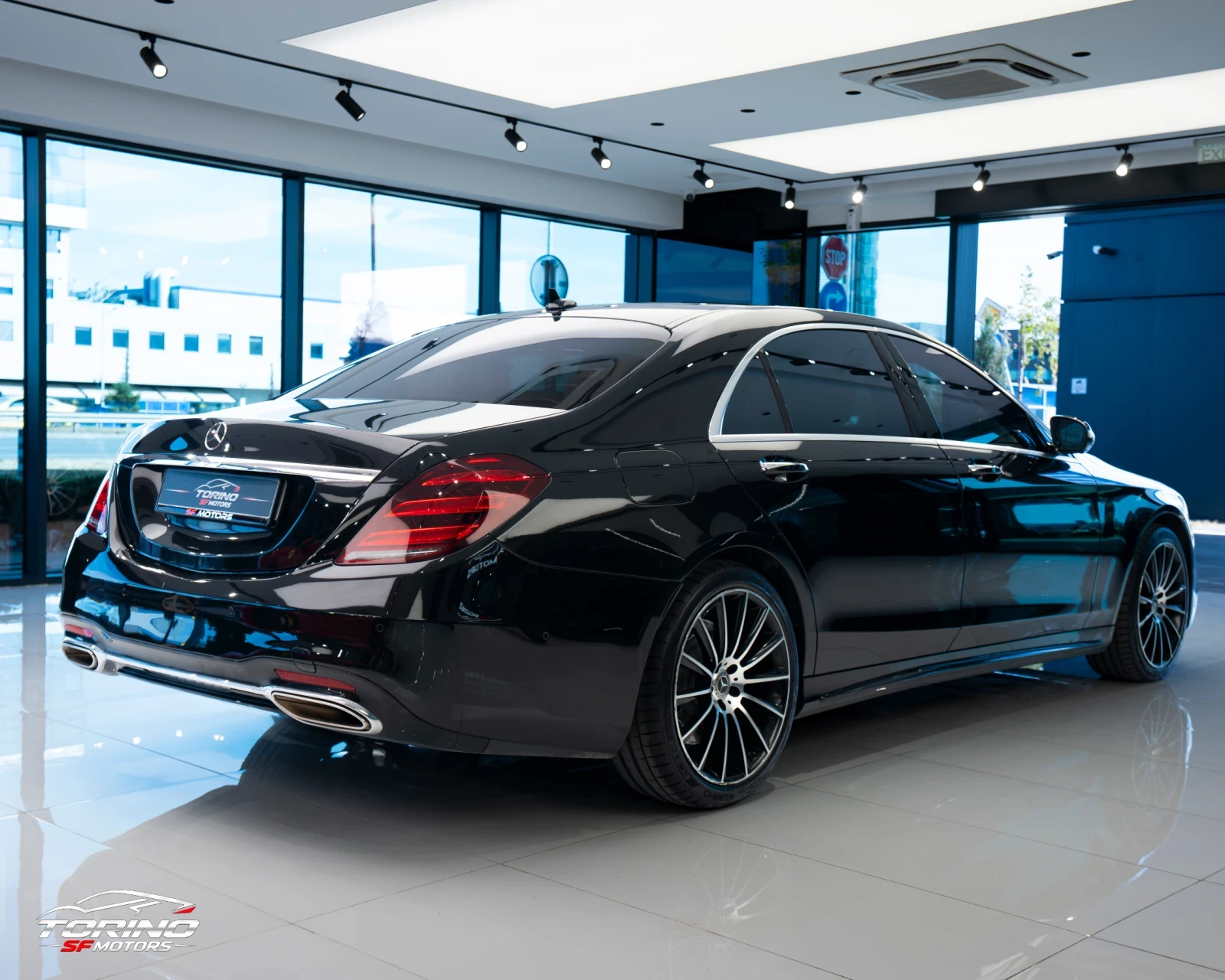 Mercedes-Benz S 560 AMG* PRESIDENT LONG* 4MATIC* BURMESTER* SOFTCLOSE*, снимка 5 - Автомобили и джипове - 56339629