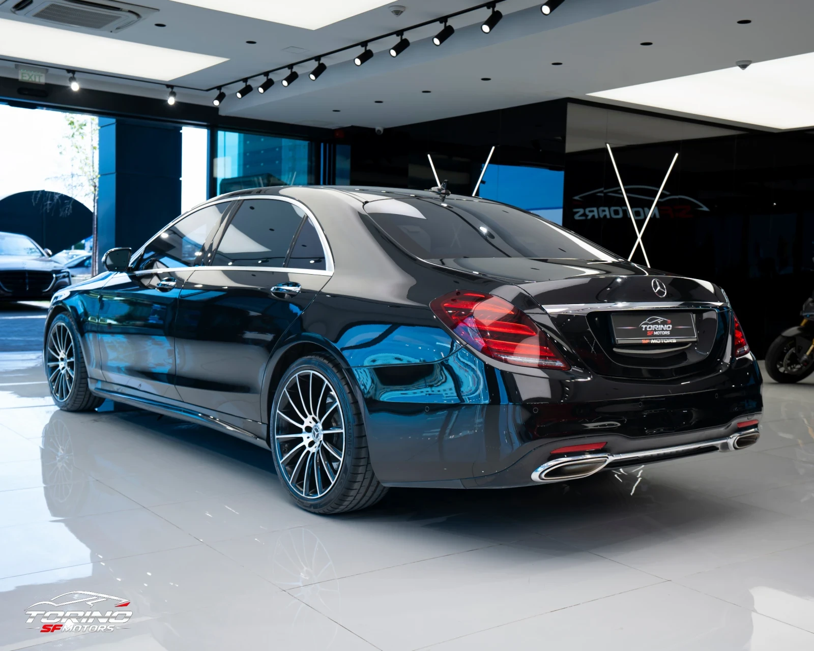 Mercedes-Benz S 560 AMG* PRESIDENT LONG* 4MATIC* BURMESTER* SOFTCLOSE*, снимка 3 - Автомобили и джипове - 56339629