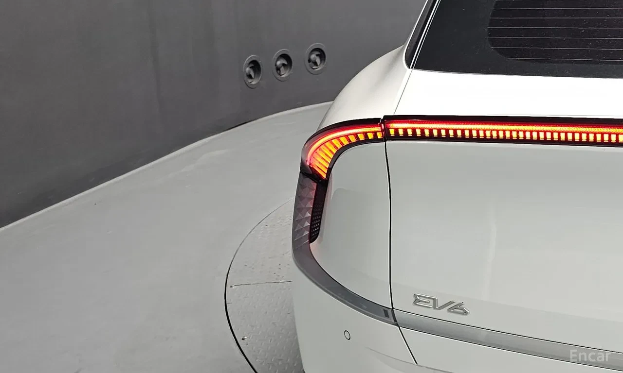 Kia EV6 Air Long Range, снимка 17 - Автомобили и джипове - 56411350