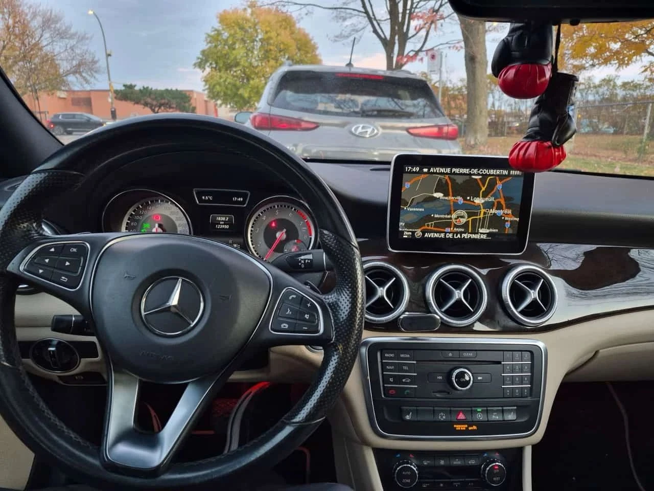 Mercedes-Benz CLA 250, снимка 3 - Автомобили и джипове - 56728826