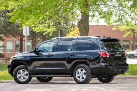 Toyota Sequoia SR5 4WD 5, 7, снимка 5