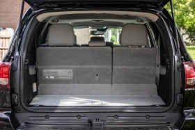 Toyota Sequoia SR5 4WD 5, 7, снимка 15