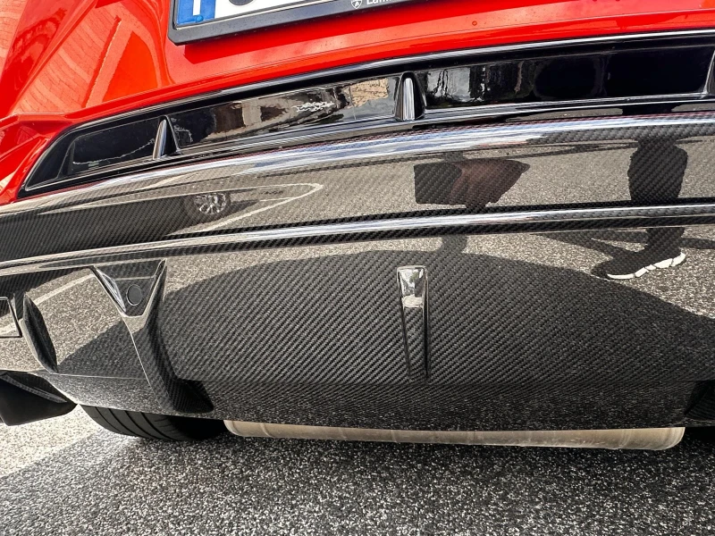 Lamborghini Urus 10X.KM/ЧИСТО НОВ, снимка 11 - Автомобили и джипове - 52199582