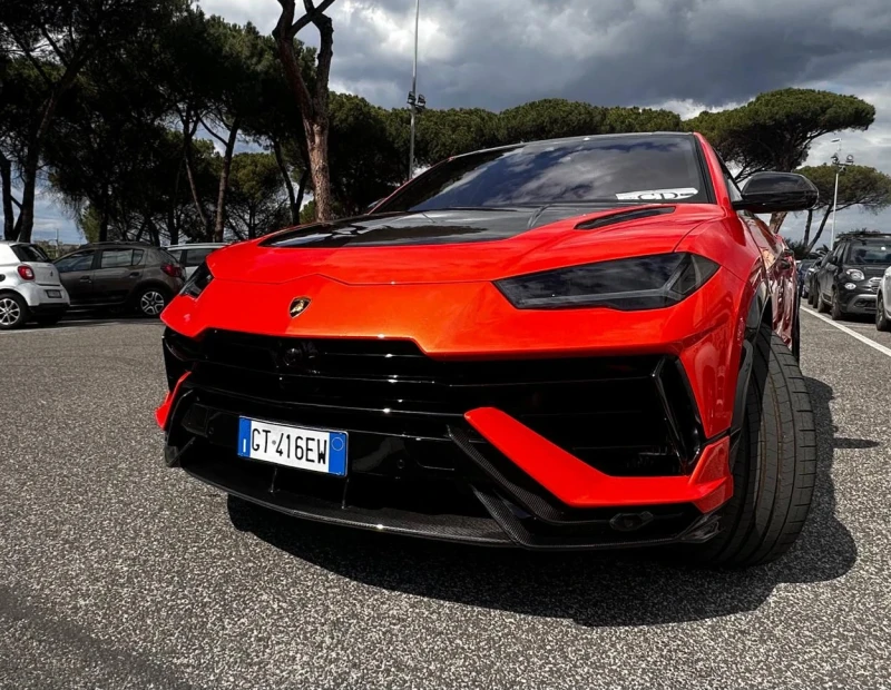 Lamborghini Urus 10X.KM/ЧИСТО НОВ