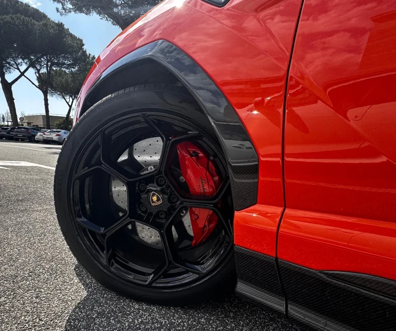 Lamborghini Urus 10X.KM/ЧИСТО НОВ, снимка 3 - Автомобили и джипове - 52199582