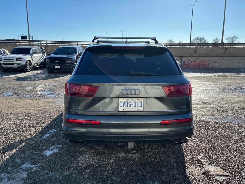 Audi Q7 * 3.0T Technik * CARFAX * ЦЕНА ДО БГ, снимка 3 - Автомобили и джипове - 52907907