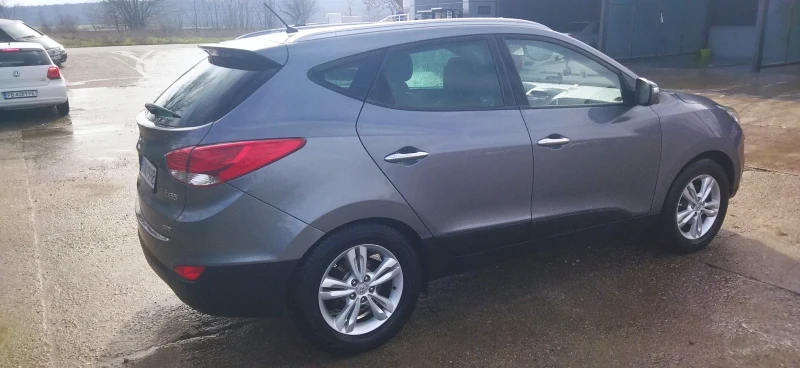 Hyundai IX35 2000, снимка 12 - Автомобили и джипове - 53475125