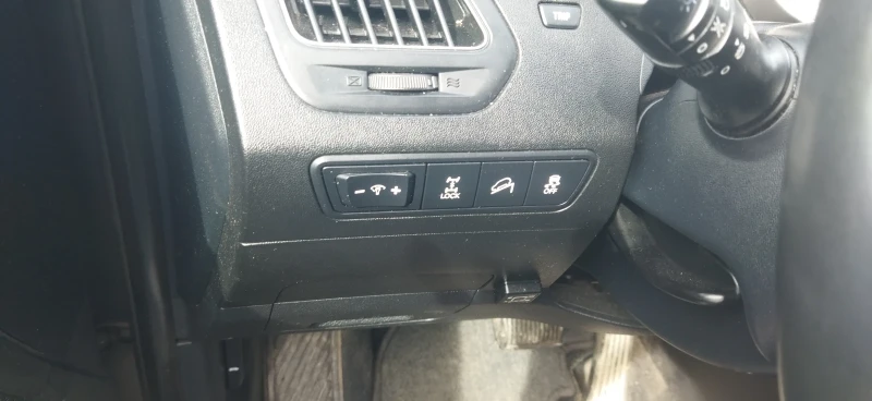 Hyundai IX35 2000, снимка 11 - Автомобили и джипове - 53475125