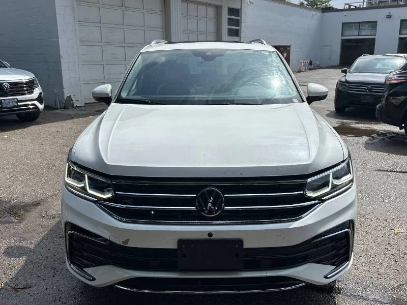 VW Tiguan * Highline * R-LINE * 4MOTION * CARFAX, снимка 2 - Автомобили и джипове - 55989548