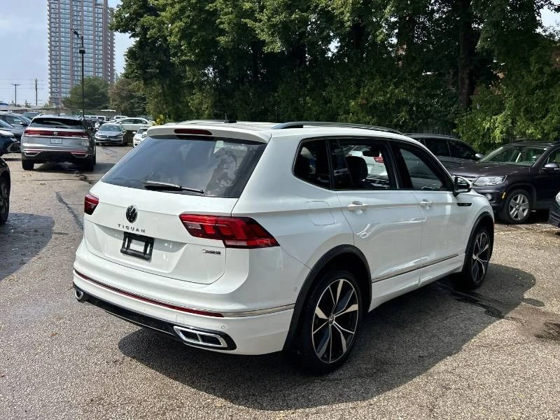 VW Tiguan * Highline * R-LINE * 4MOTION * CARFAX, снимка 5 - Автомобили и джипове - 55989548