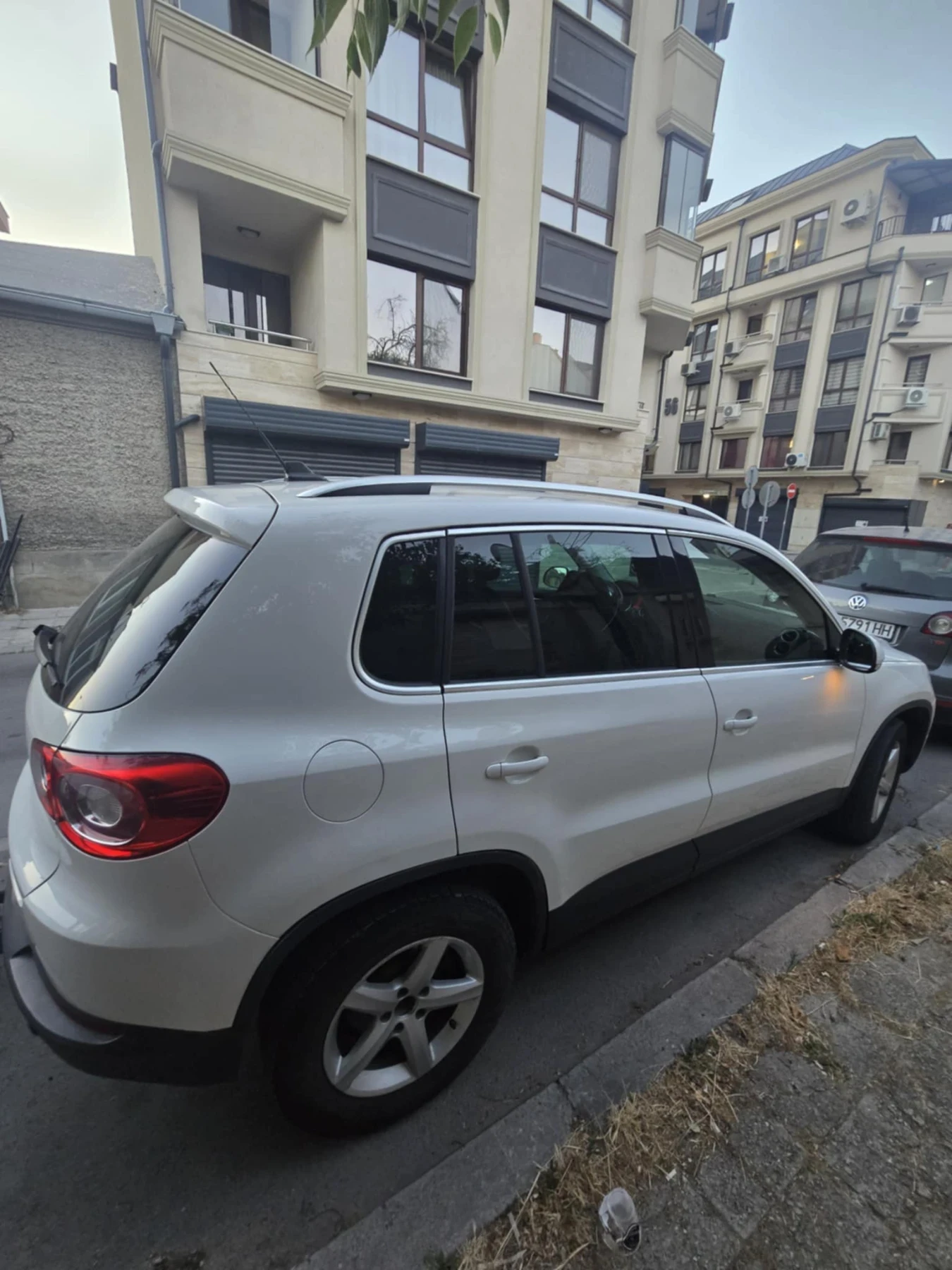 VW Tiguan 2.0 Бензин - изображение 8