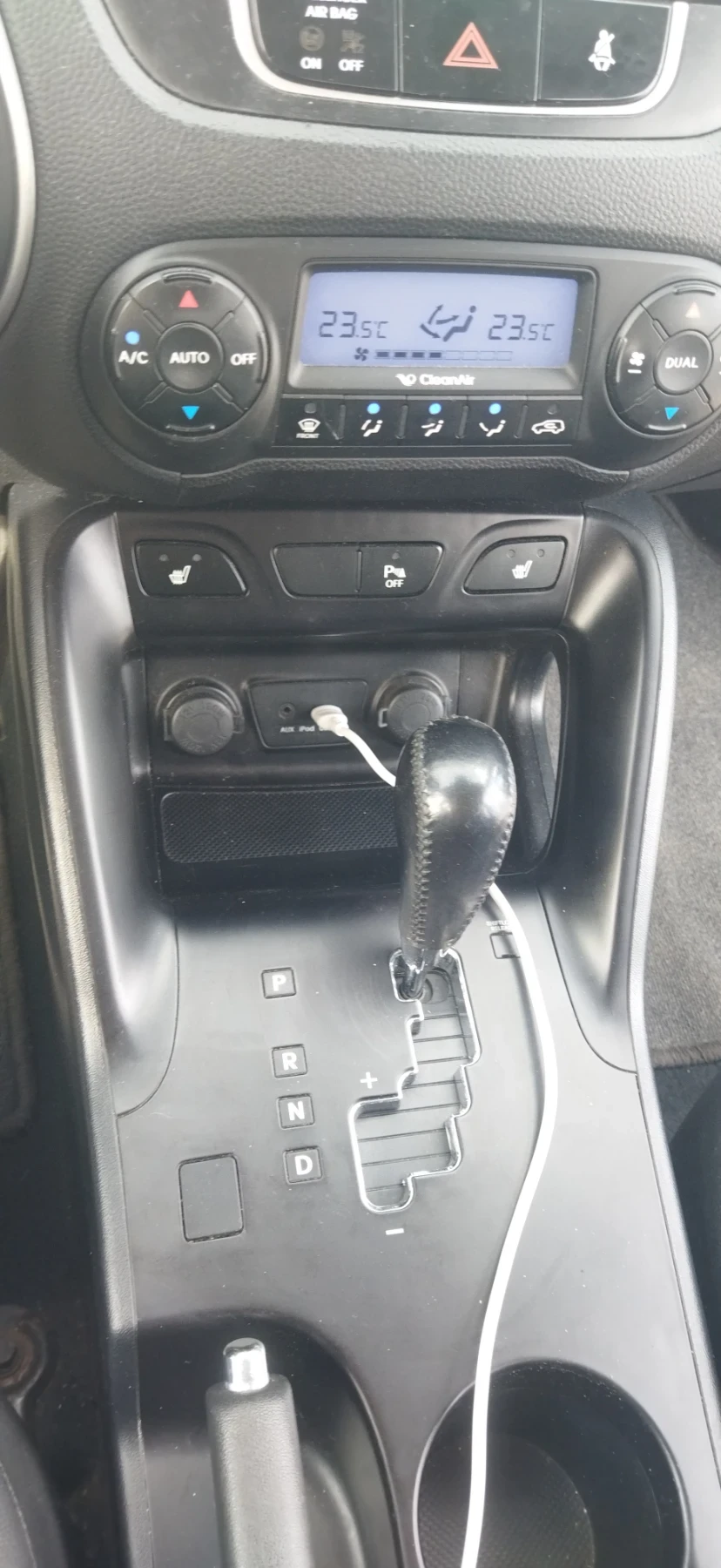 Hyundai IX35 2000 - изображение 9