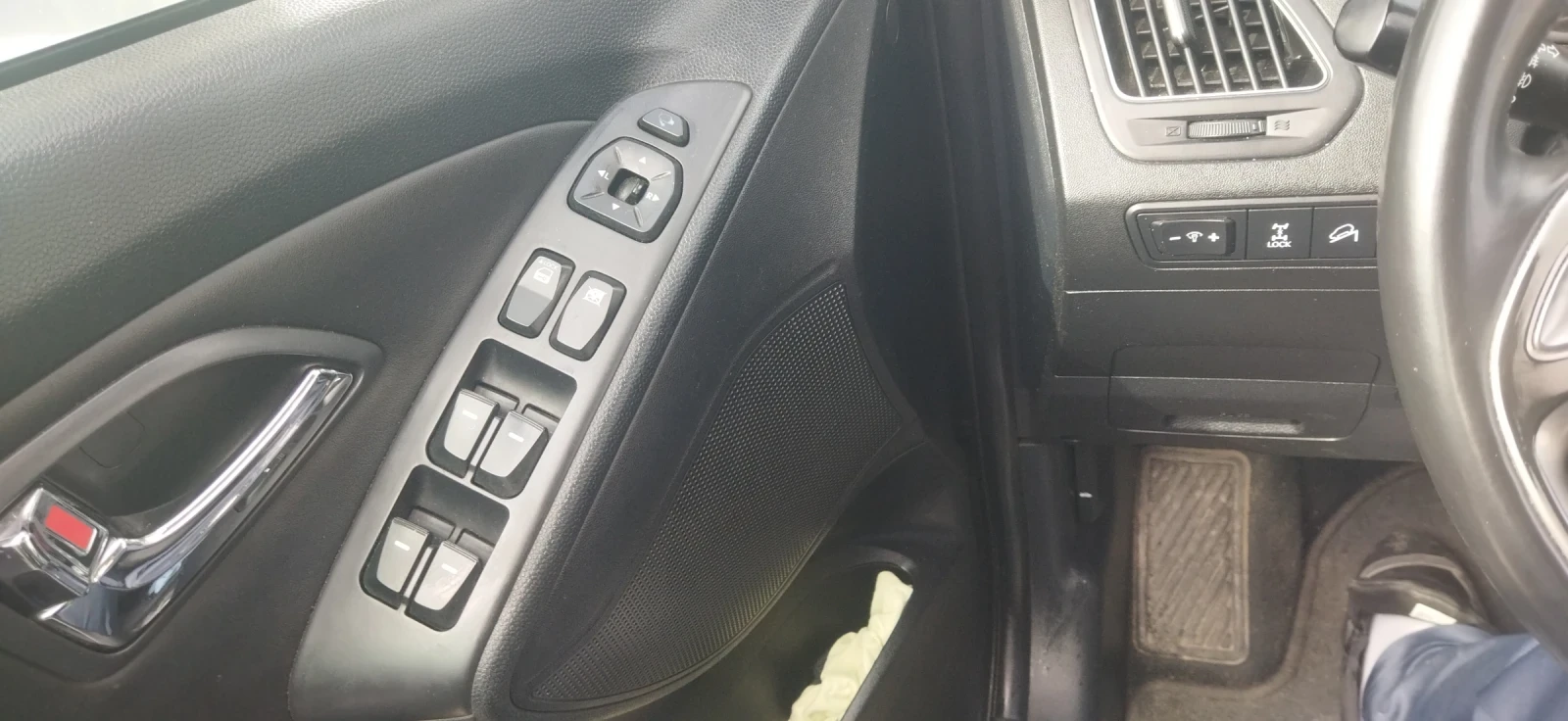 Hyundai IX35 2000 - изображение 5