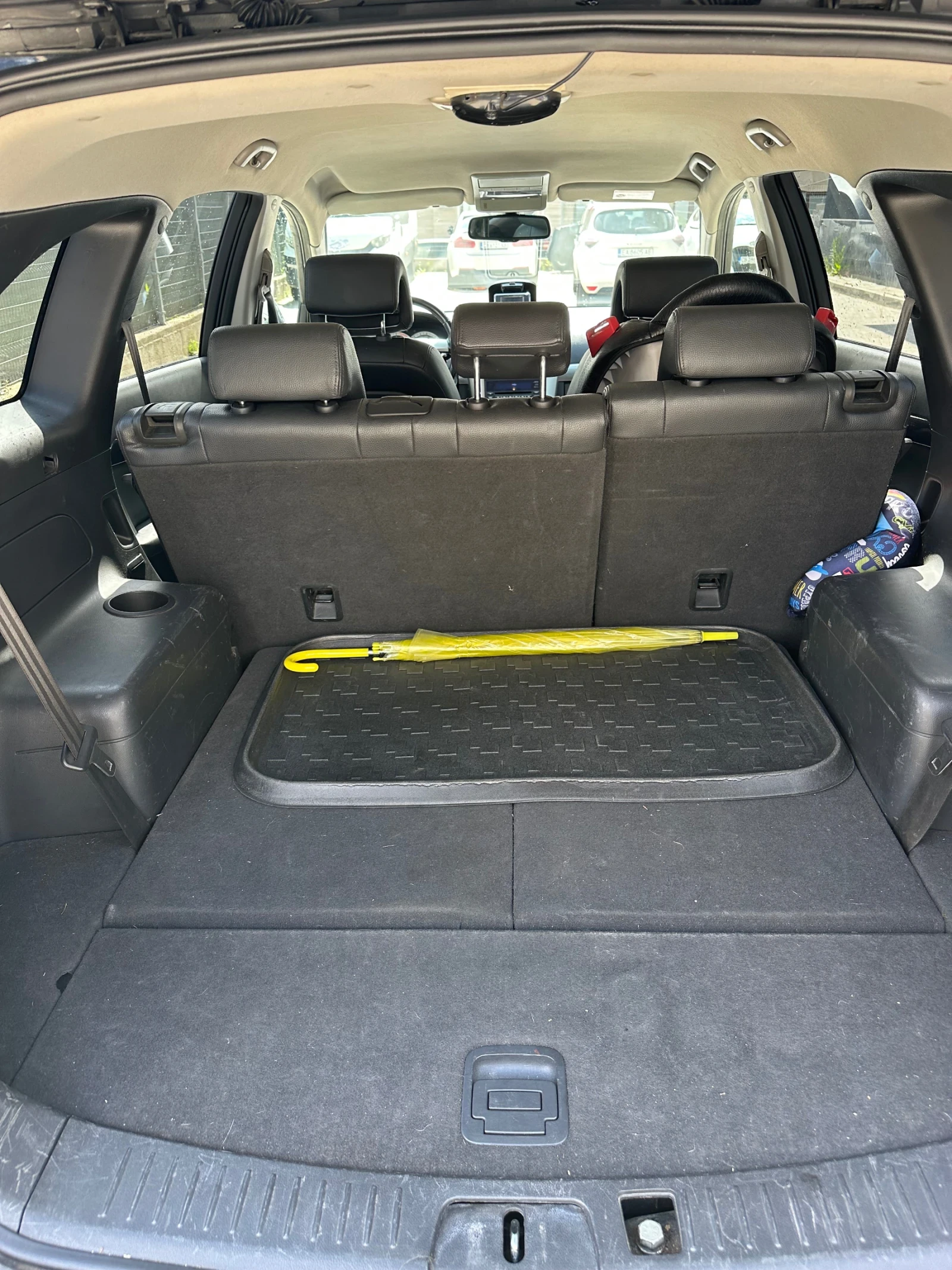Chevrolet Captiva 3.2 7-местен, снимка 9 - Автомобили и джипове - 54737949
