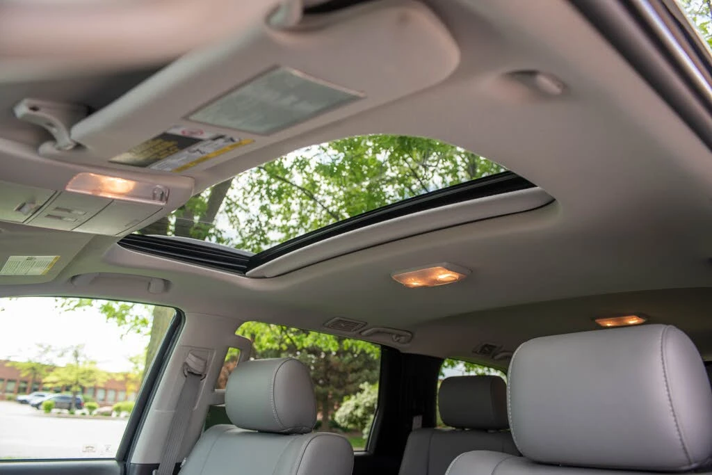 Toyota Sequoia SR5 4WD 5, 7 | Mobile.bg � ����������� 10