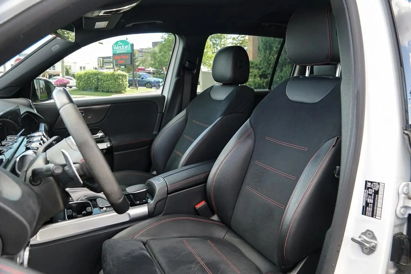 Mercedes-Benz GLB35AMG 4MATIC | 1 OWNER| NIGHT PKG| NAVI| PANO|  | Mobile.bg � ����������� 10