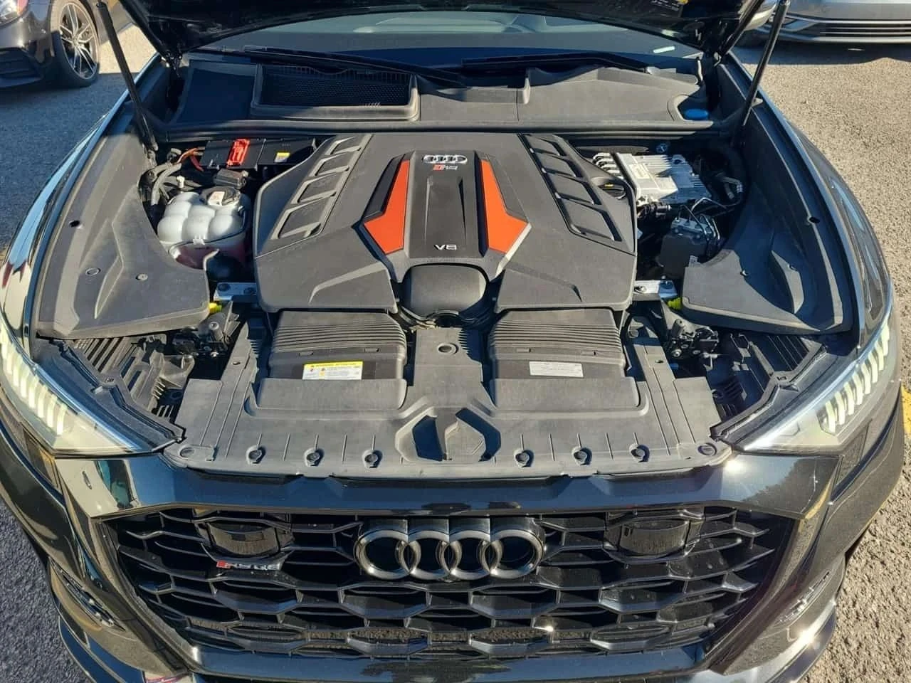Audi RSQ8, снимка 17 - Автомобили и джипове - 56707013