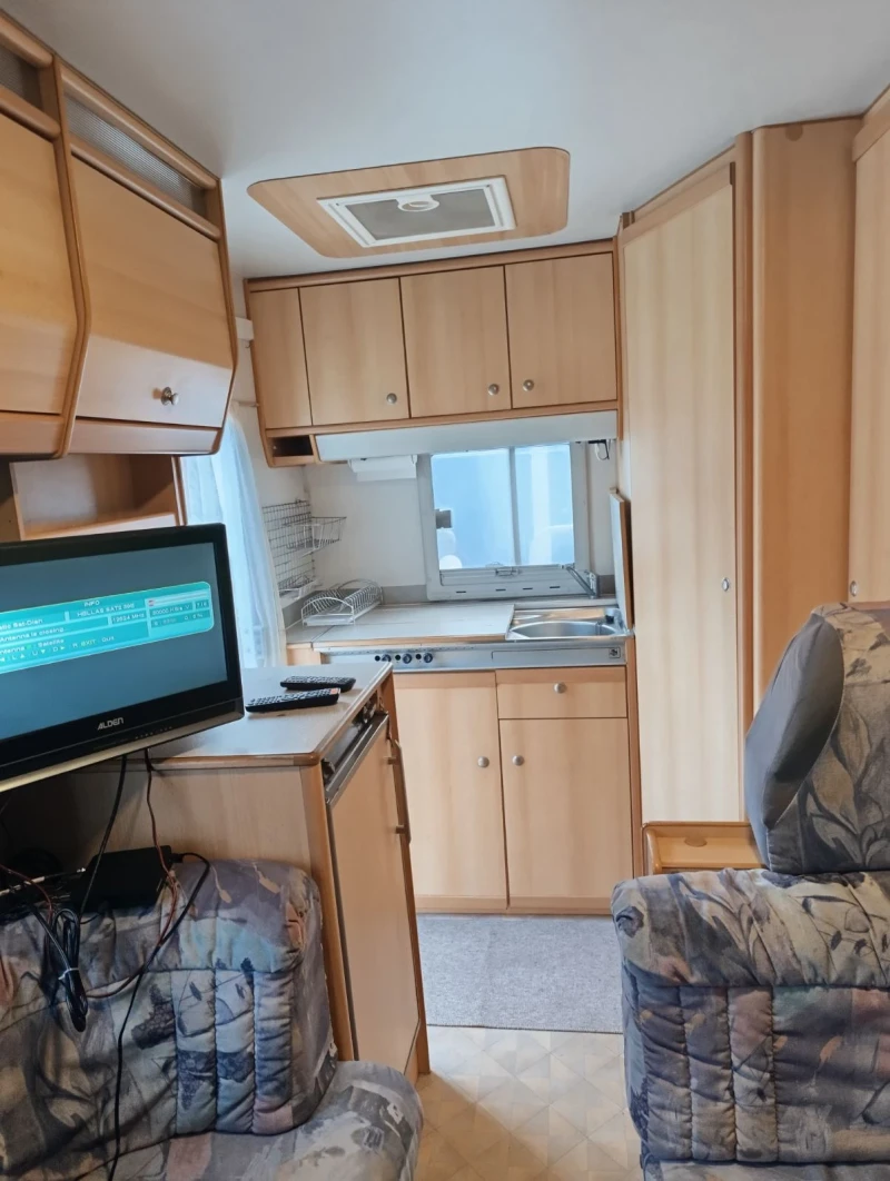 Кемпер Knaus Fiat Dukato 2.5TDI , снимка 12 - Каравани и кемпери - 53063383