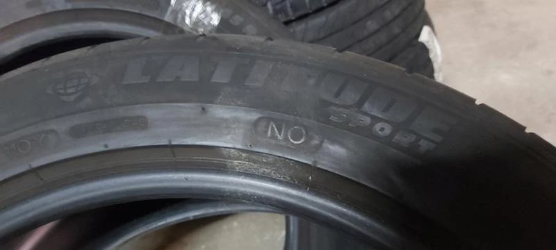 Гуми Зимни 225/45R17, снимка 8 - Гуми и джанти - 29880204