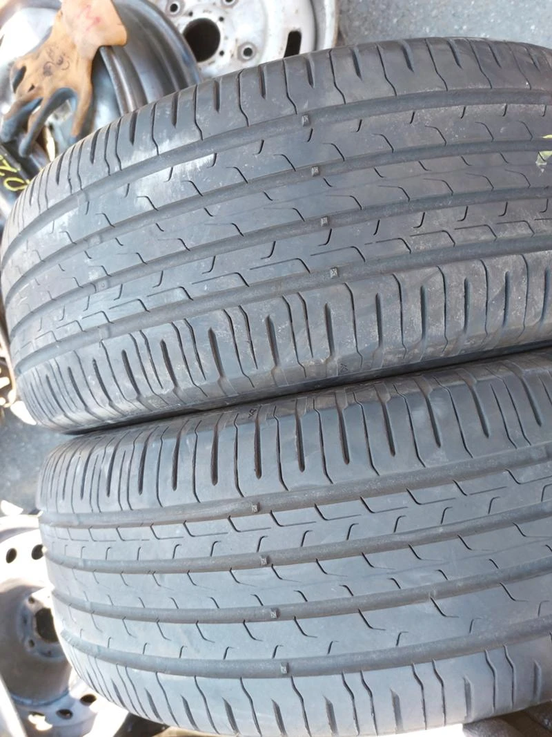 Гуми Летни 215/55R17, снимка 1 - Гуми и джанти - 37110777