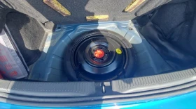 Toyota Auris 1.33, снимка 12