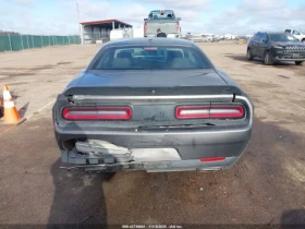 Dodge Challenger SXT AWD, снимка 6
