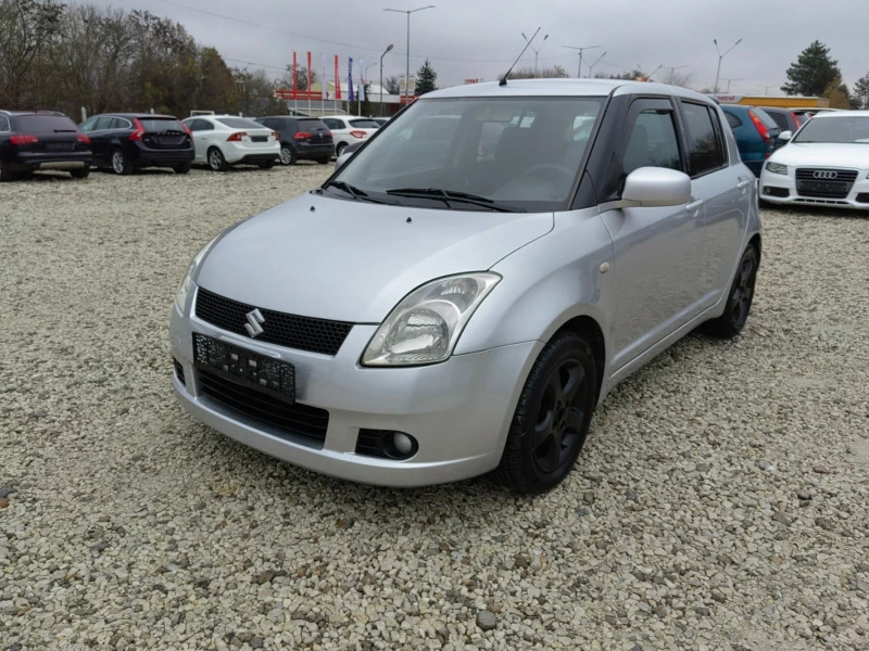 Suzuki Swift 1.3i 16v * UNIKAT* , снимка 2 - Автомобили и джипове - 38928457