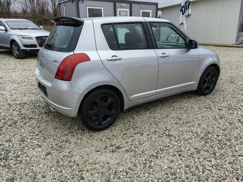 Suzuki Swift 1.3i 16v * UNIKAT* , снимка 13 - Автомобили и джипове - 38928457