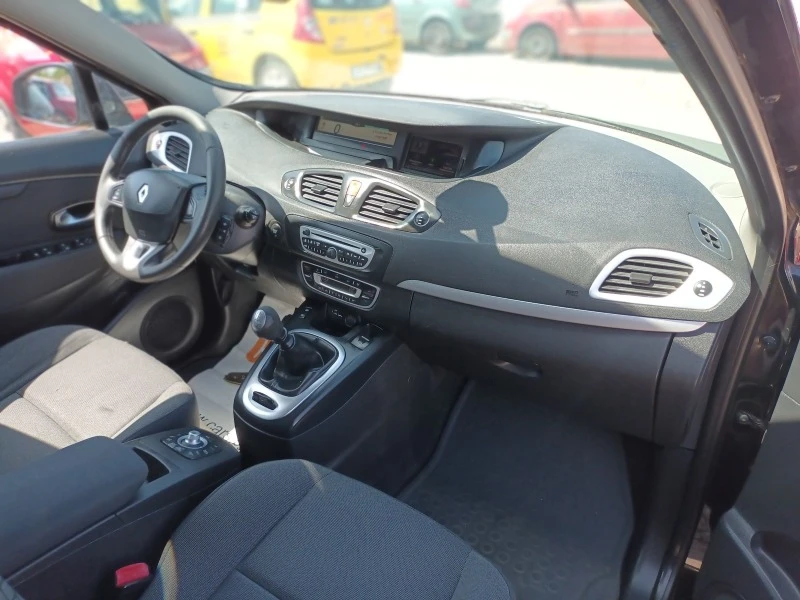 Renault Scenic 1.5.dci.110к.с., снимка 13 - Автомобили и джипове - 47238852