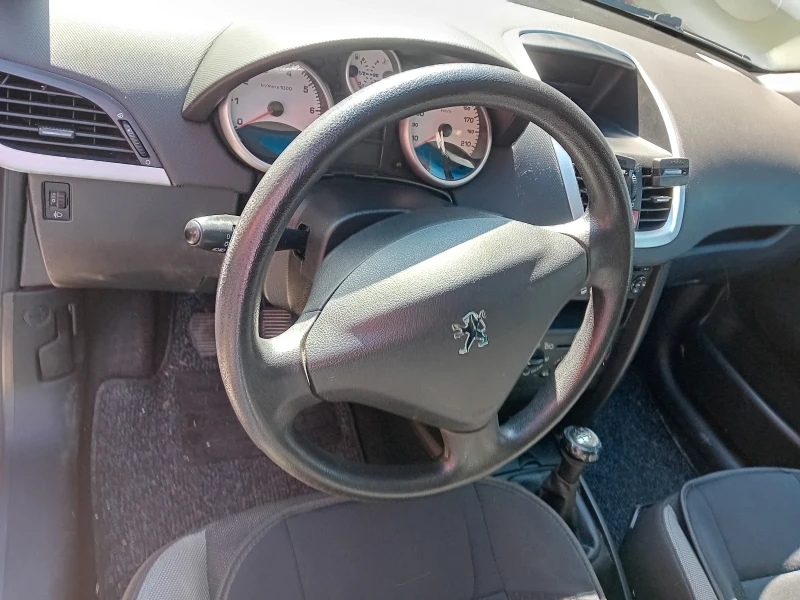 Peugeot 207 207SW, снимка 5 - Автомобили и джипове - 47420423