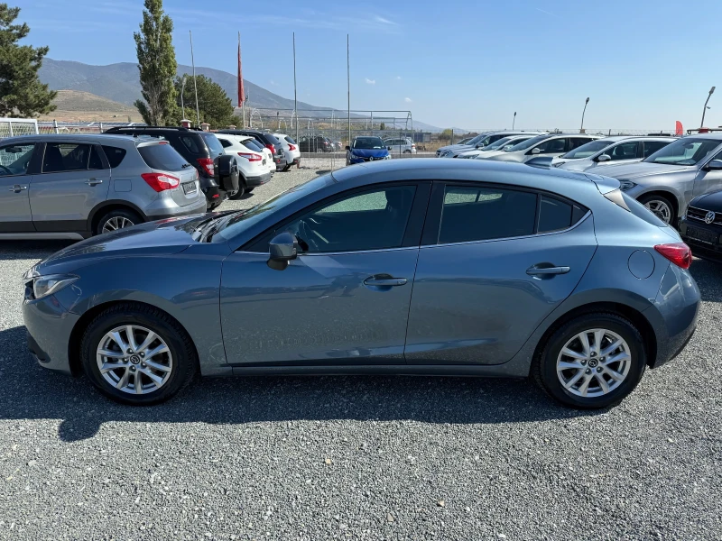 Mazda 3 (KATO НОВА), снимка 10 - Автомобили и джипове - 47503549