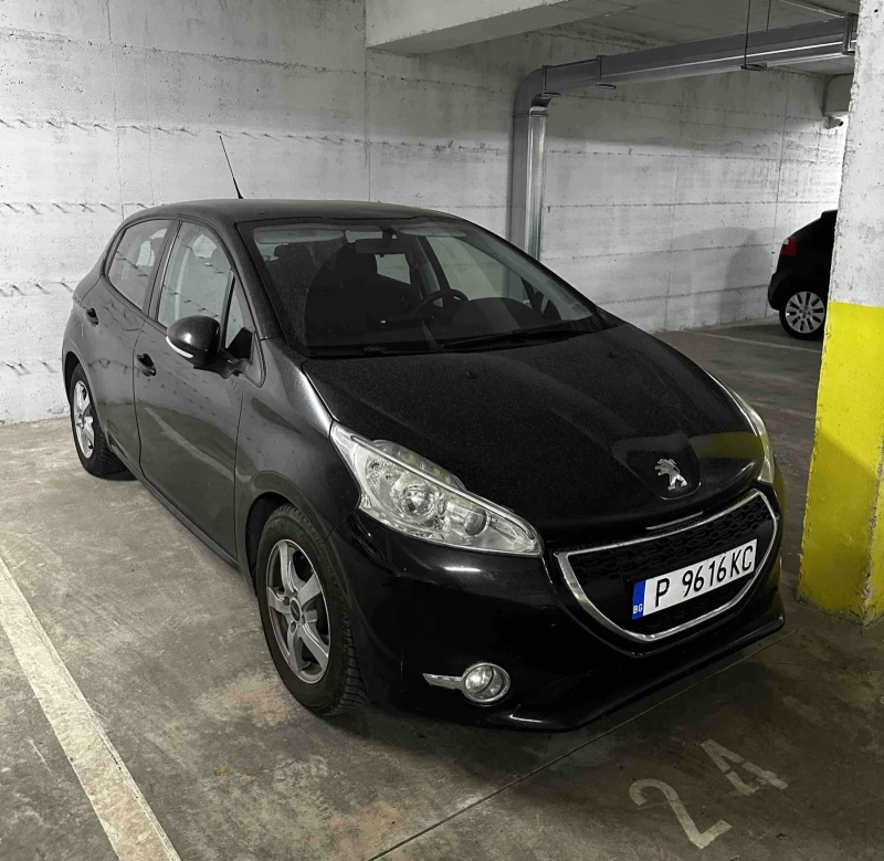 Peugeot 208, снимка 1 - Автомобили и джипове - 47883636