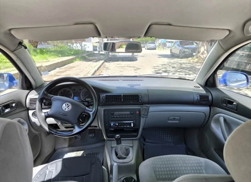 VW Passat 1.9 TDI, снимка 3 - Автомобили и джипове - 47991800