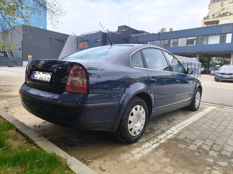 VW Passat 1.9 TDI, снимка 5 - Автомобили и джипове - 47991800