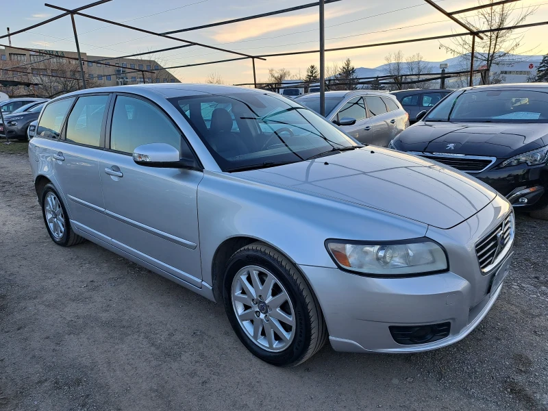 Volvo V50 2.0 D 136p.s TITANIUM FACE TOP, снимка 3 - Автомобили и джипове - 49049616