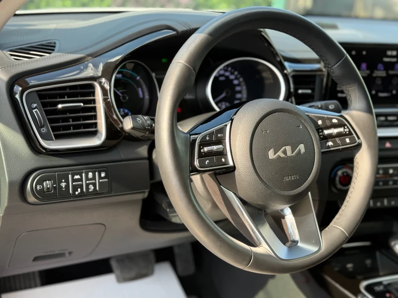 Kia Ceed GT-LINE/CAM/LED/NAVI/KEYLESS/PANO/СОБСТВЕН ЛИЗИНГ, снимка 12 - Автомобили и джипове - 51386968