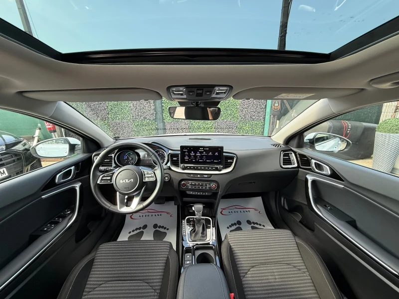 Kia Ceed GT-LINE/CAM/LED/NAVI/KEYLESS/PANO/СОБСТВЕН ЛИЗИНГ, снимка 13 - Автомобили и джипове - 51386968