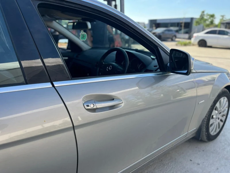 Mercedes-Benz C 220 646, снимка 12 - Автомобили и джипове - 51504783