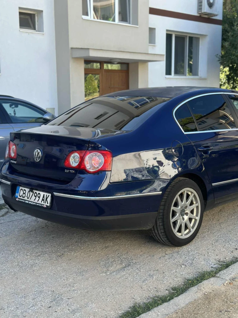 VW Passat, снимка 7 - Автомобили и джипове - 52191045