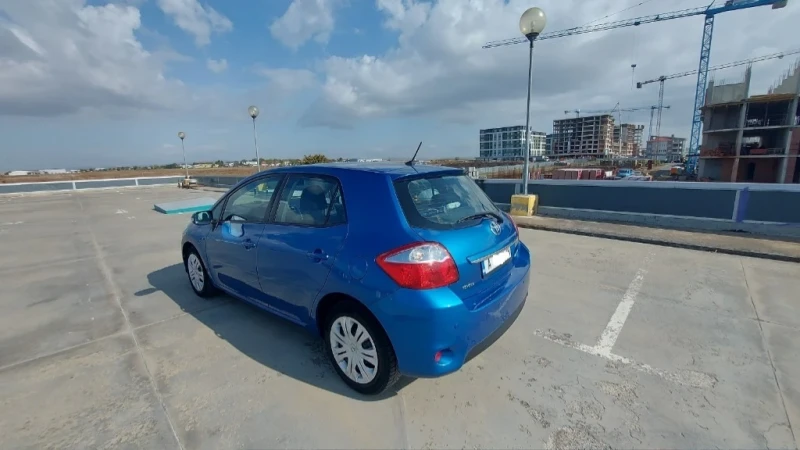 Toyota Auris 1.33, снимка 6 - Автомобили и джипове - 51923289