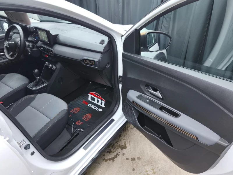 Dacia Jogger 1.6Hybrid Automatic E6, снимка 12 - Автомобили и джипове - 52017700
