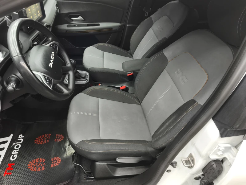 Dacia Jogger 1.6Hybrid Automatic E6, снимка 8 - Автомобили и джипове - 52017700