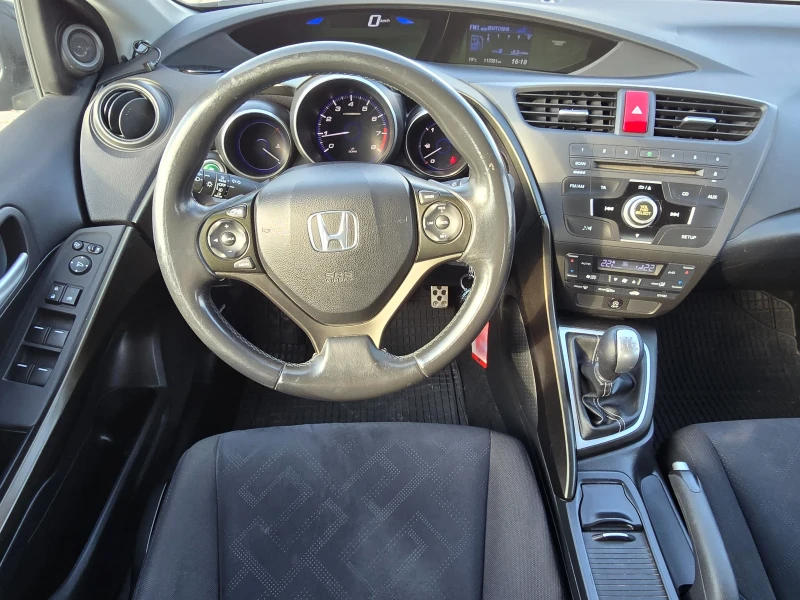 Honda Civic 1.8i 141кс 113000 KM. ЕURO 5, снимка 13 - Автомобили и джипове - 52076843